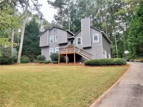 3649 N Hampton Dr NW, Kennesaw, GA 30144
