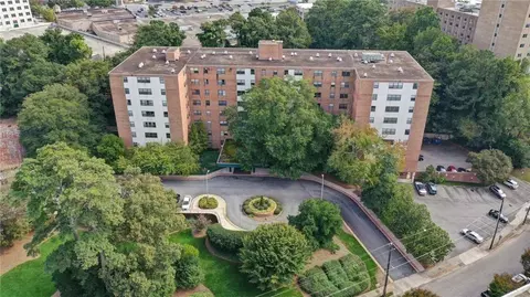 2965 S Pharr Ct NW #607, Atlanta, GA 30305