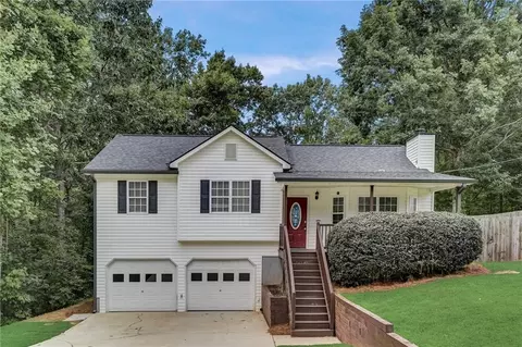287 Spring Leaf Dr, Dallas, GA 30157