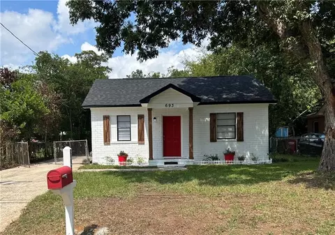 693 Shi Pl, Macon, GA 31206