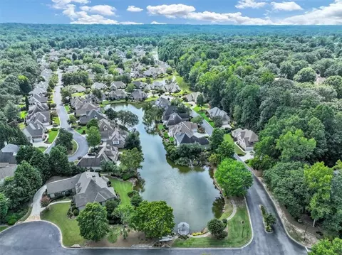 8980 Etching Overlook, Duluth, GA 30097 photo 35