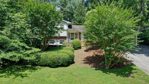 3302 Pinestream Rd NW, Atlanta, GA 30327
