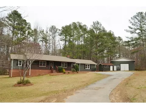 2635 Kent Dr, Lithia Springs, GA 30122