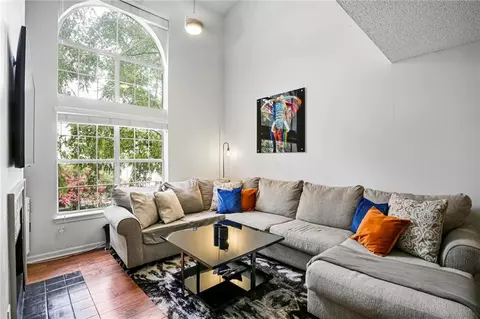 3655 Habersham Rd NE #374, Atlanta, GA 30305