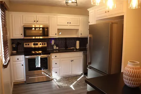 1235 Riverside Dr #E2, Gainesville, GA 30501 photo 8