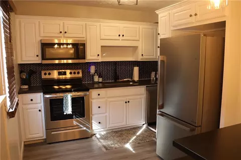 1235 Riverside Dr #E2, Gainesville, GA 30501 photo 5