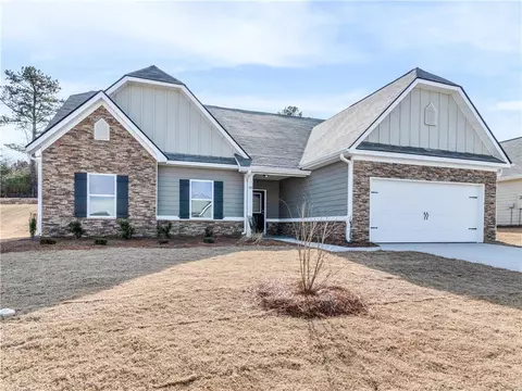48 Roundabout Ln, Adairsville, GA 30103