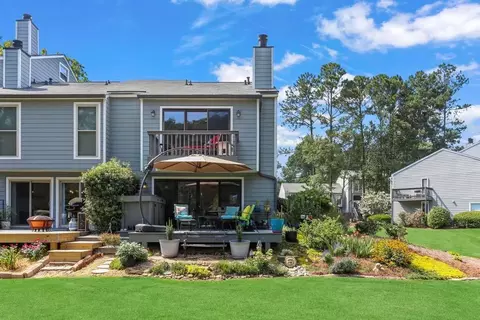 1018 Riverbend Club Dr SE #18, Atlanta, GA 30339