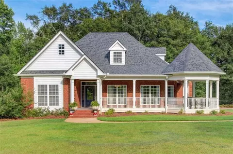 130 Bear Creek Walk, Covington, GA 30014