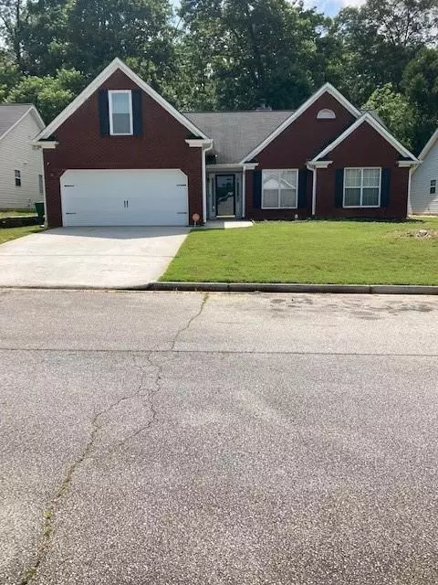 6002 Hillvale Trl, Lithonia, GA 30058