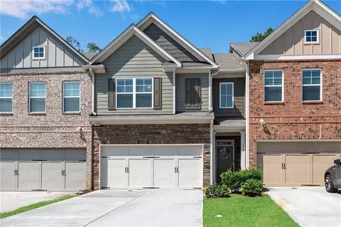 179 Arbor Crowne Dr, Lawrenceville, GA 30045