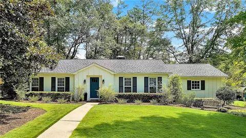 245 Willow Springs Dr, Roswell, GA 30075