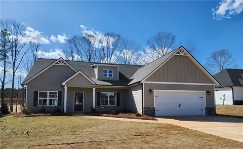 8841 Callaway Dr, Winston, GA 30187