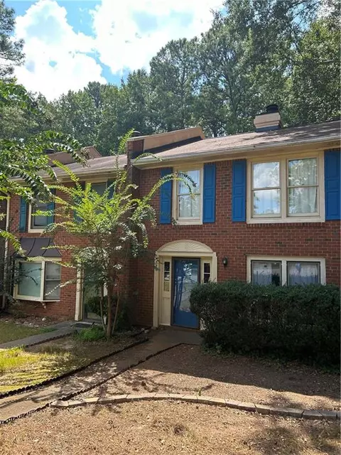 996 Chippendale Ln, Norcross, GA 30093