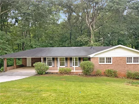 3274 Wildwood Dr SW, Marietta, GA 30060