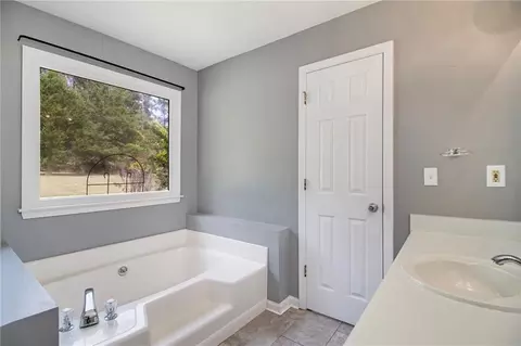 130 Laurel Way, Covington, GA 30016 photo 13