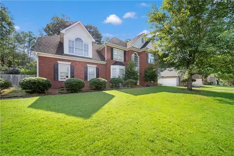 3105 Goldmist Dr, Buford, GA 30519