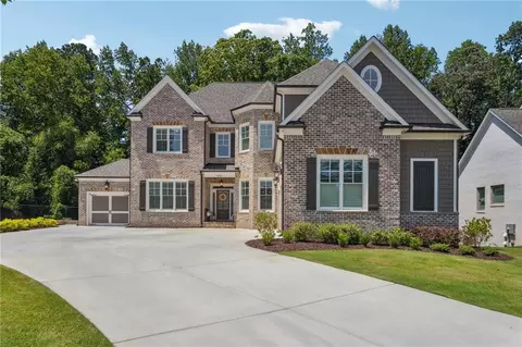 4580 Salmo Dr NE, Roswell, GA 30075