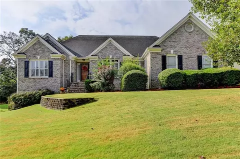 1795 Country Crest Way, Dacula, GA 30019