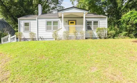 1385 SW Lorenzo Dr SW, Atlanta, GA 30310