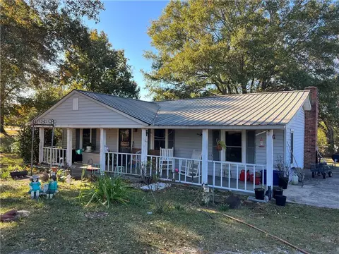 2862 Barrett Rd, Gainesville, GA 30507