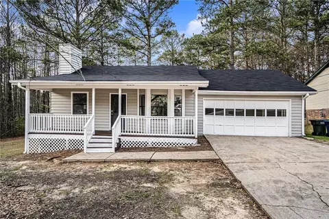 1771 Rose Garden Ln, Loganville, GA 30052