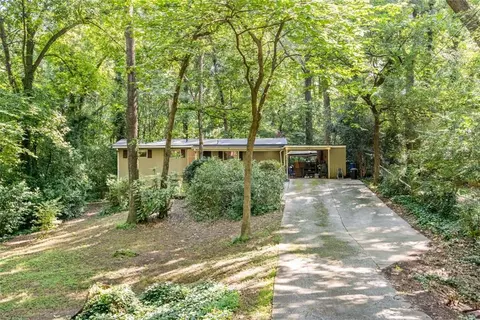 2716 Brook Park Way, Doraville, GA 30340