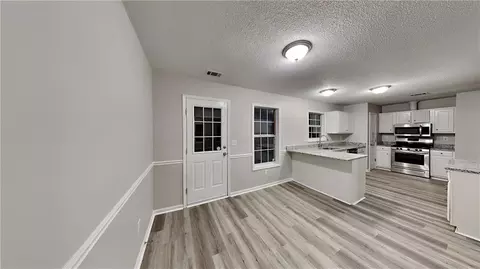 381 Mcdonough Rd, Hampton, GA 30228 photo 4