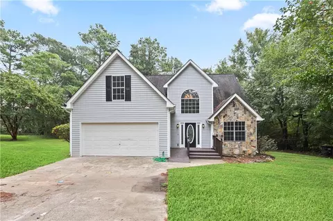 312 Barr Cir, Rex, GA 30273