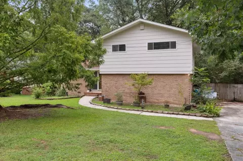 6554 Maddox Rd, Morrow, GA 30260
