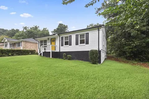 3676 Bolfair Dr NW, Atlanta, GA 30331