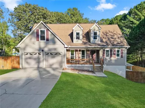 15 Moore Dr, Stockbridge, GA 30281