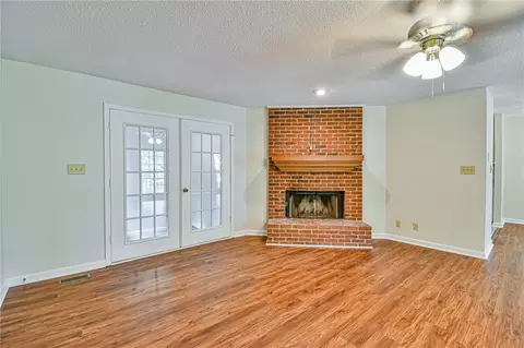 12 Leverette Dr, Toccoa, GA 30577 photo 5