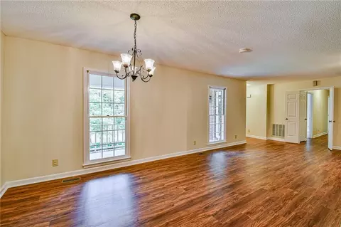 12 Leverette Dr, Toccoa, GA 30577 photo 8