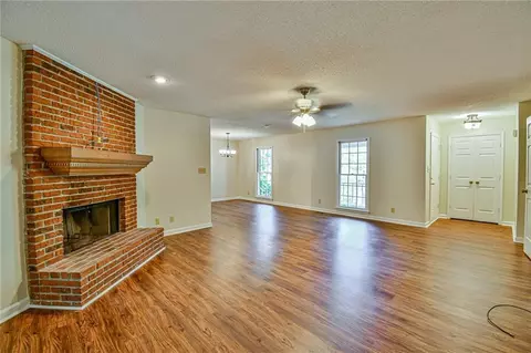 12 Leverette Dr, Toccoa, GA 30577 photo 4