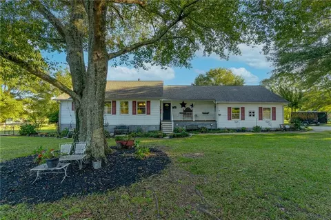 84 Double Springs Rd SW, Monroe, GA 30656