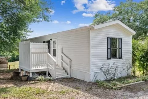 4033 Sutton Rd, Gainesville, GA 30506