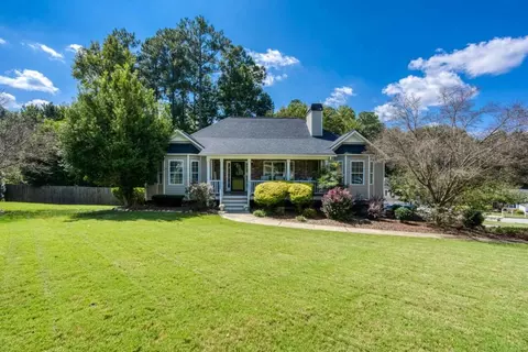 15 Brookview Ln, Dallas, GA 30132
