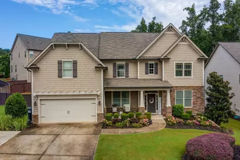1008 Creekshire Dr, Canton, GA 30115