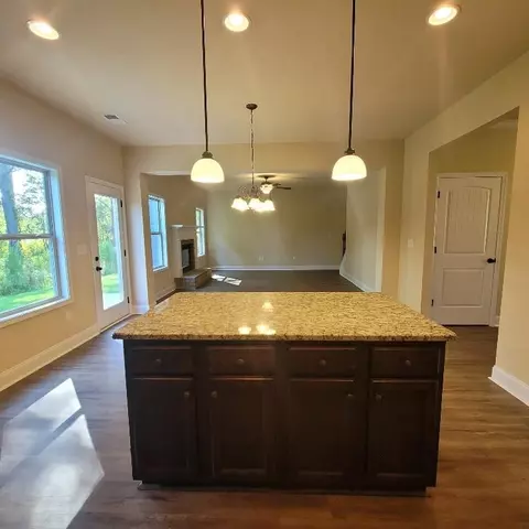 5672 Laney Dr, Rex, GA 30273 photo 10