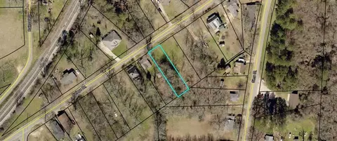 01 College Dr, Barnesville, GA 30204