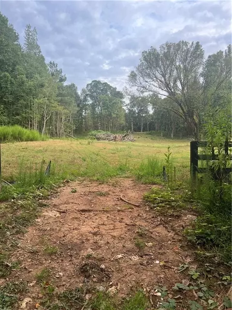 584 Benton Rd, Covington, GA 30014