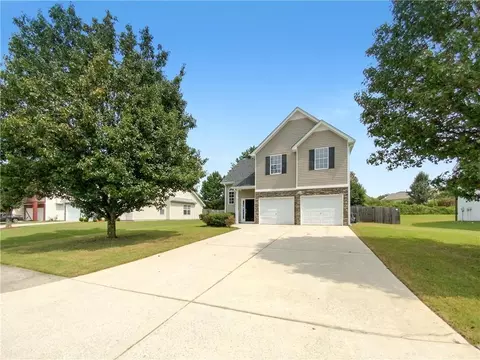 7229 Cedar Forest Dr, Douglasville, GA 30134