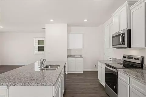 11880 Conrad Cir, Hampton, GA 30228 photo 7