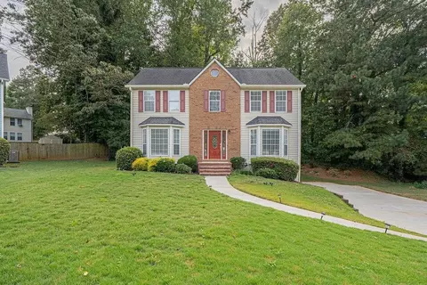 5245 Kennons Ridge Ct, Stone Mountain, GA 30088