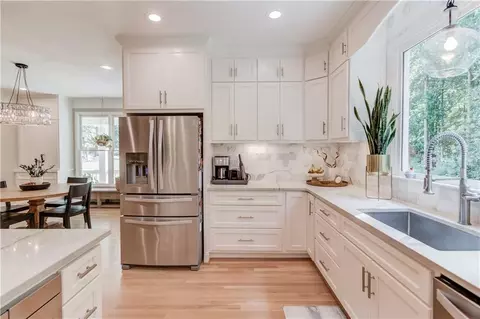 58 Timberlost Trl, Suwanee, GA 30024 photo 18