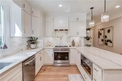 58 Timberlost Trl, Suwanee, GA 30024 photo 17