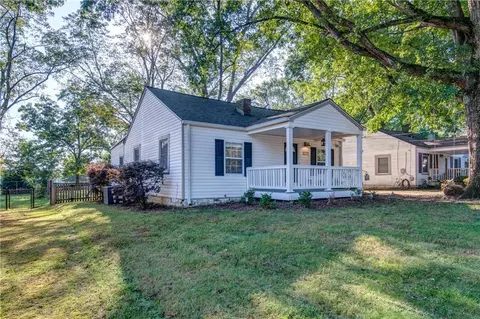 3272 Harrison Rd, East Point, GA 30344