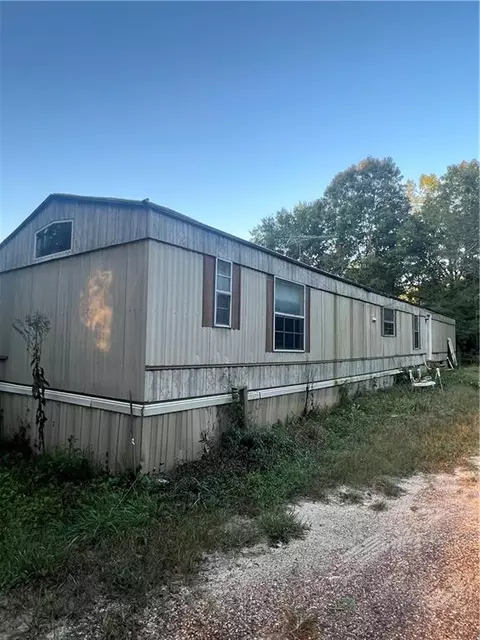 482 Kerce Rd, Kingston, GA 30145