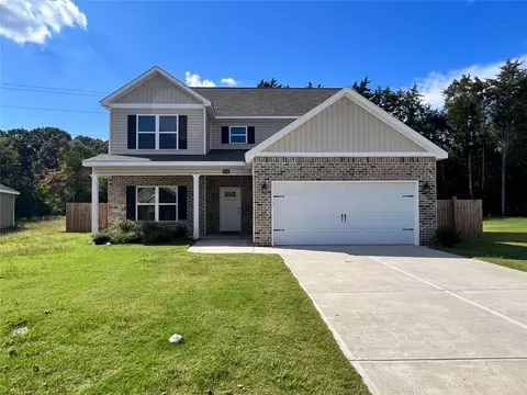 134 Arbor Crk, Warner Robins, GA 31093